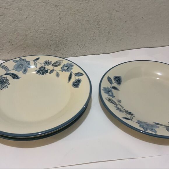 Global Floral Blue By Whole Home dinner Plates 10 1/4” 3 piece G7 - Picture 3 of 9